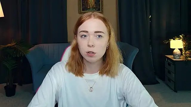 AddieOsler online show from December 14, 2025, 9:42 pm