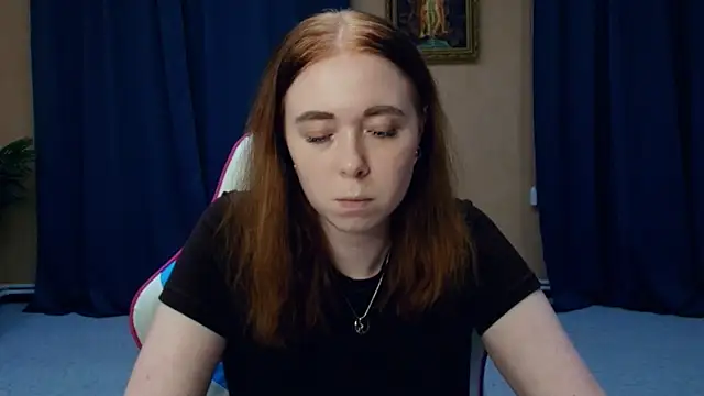 Snapshot of AddieOsler chatting on April 28, 2026, 2:27 am AddieOsler online show from April 28, 2026, 2:27 am