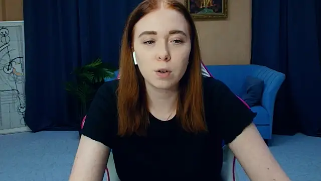 Snapshot of AddieOsler chatting on April 4, 2026, 7:42 pm AddieOsler online show from April 4, 2026, 7:42 pm