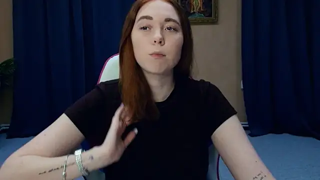 Snapshot of AddieOsler chatting on April 27, 2026, 7:34 pm AddieOsler online show from April 27, 2026, 7:34 pm