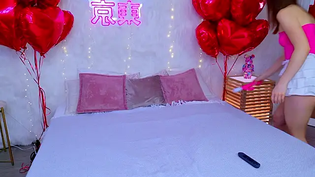 Sandy Edvards online show from February 15, 2026, 4:57 am