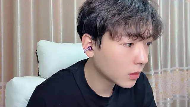 Snapshot of xiaoxiao1025 chatting on October 27, 2025, 12:17 pm xiaoxiao1025 online show from October 27, 2025, 12:17 pm