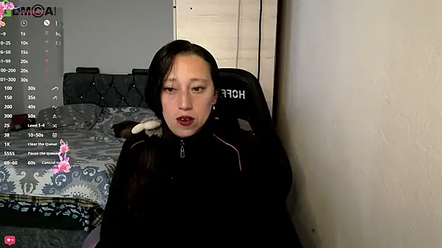 Snapshot of Sunshine_e chatting on February 6, 2026, 6:48 pm Sunshine e online show from February 6, 2026, 6:48 pm