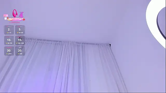 Leyacopper  online show from November 27, 2025, 1:50 am