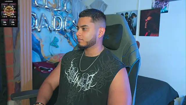 Snapshot of Tiler_wolker chatting on February 12, 2026, 3:28 am Tiler wolker online show from February 12, 2026, 3:28 am