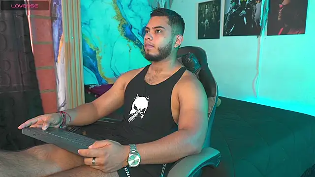 Tiler wolker online show from November 2, 2025, 3:50 pm