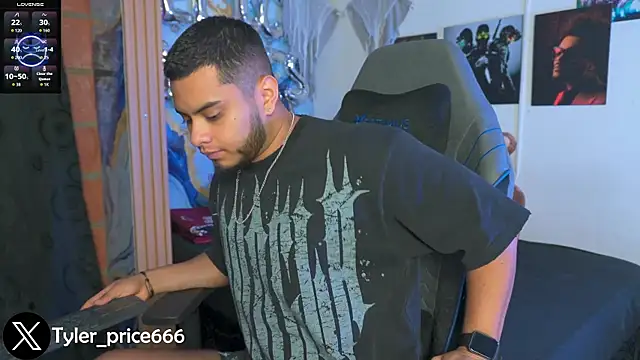 Snapshot of Tiler_wolker chatting on February 1, 2026, 5:06 am Tiler wolker online show from February 1, 2026, 5:06 am