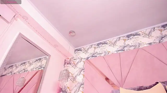 Snapshot of violeta_ruizz chatting on February 10, 2026, 12:04 pm violeta ruizz online show from February 10, 2026, 12:04 pm