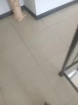 bubly34688 online show from November 10, 2025, 11:04 am