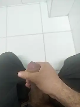 Snapshot of Jervaz chatting on February 18, 2026, 2:42 am Jervaz online show from February 18, 2026, 2:42 am