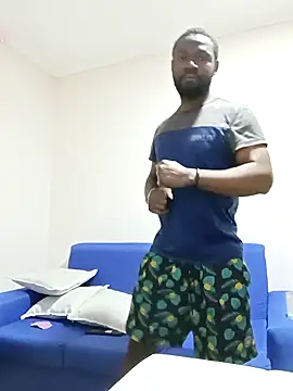 Snapshot of shoodly99 chatting on October 26, 2025, 2:23 am shoodly99 online show from October 26, 2025, 2:23 am