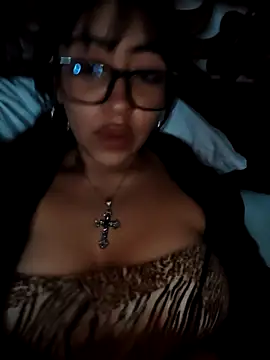 Snapshot of mangodizzy chatting on November 16, 2025, 7:24 am mangodizzy online show from November 16, 2025, 7:24 am