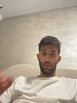 Snapshot of Dondeloquieras4 chatting on April 2, 2026, 1:13 am Dondeloquieras4 online show from April 2, 2026, 1:13 am