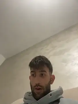 Snapshot of Dondeloquieras4 chatting on April 12, 2026, 10:35 pm Dondeloquieras4 online show from April 12, 2026, 10:35 pm