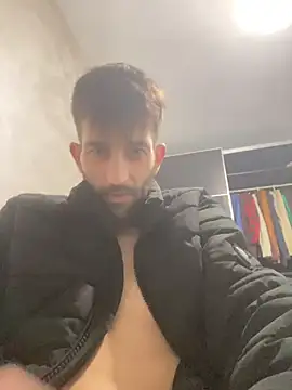 Snapshot of Dondeloquieras4 chatting on March 2, 2026, 7:21 pm Dondeloquieras4 online show from March 2, 2026, 7:21 pm