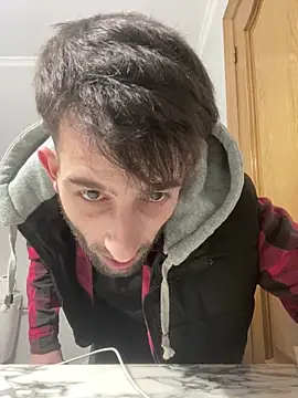 Snapshot of Dondeloquieras4 chatting on February 5, 2026, 12:23 pm Dondeloquieras4 online show from February 5, 2026, 12:23 pm