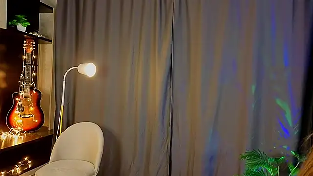 miragge  online show from February 28, 2026, 12:21 am