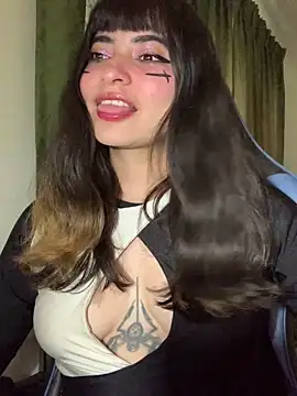 Snapshot of Annagoth_ chatting on February 16, 2026, 9:56 pm Annagoth online show from February 16, 2026, 9:56 pm