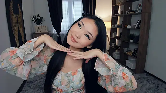 OnieClose online show from November 14, 2025, 8:18 am