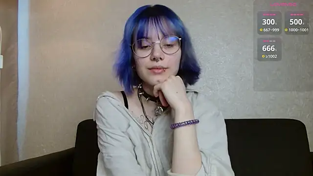 Snapshot of KellePourier chatting on April 14, 2026, 6:07 am KellePourier online show from April 14, 2026, 6:07 am