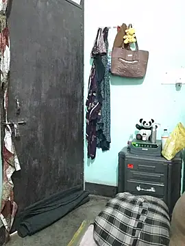CUTE-GIRL-1 online show from July 7, 2026, 6:58 am