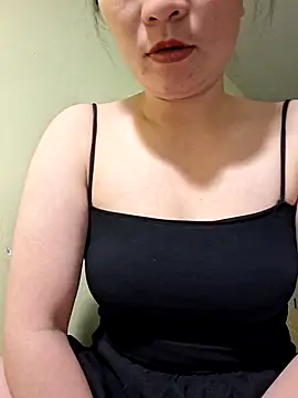 Snapshot of nobi-taz chatting on October 27, 2025, 9:05 pm nobi-taz online show from October 27, 2025, 9:05 pm