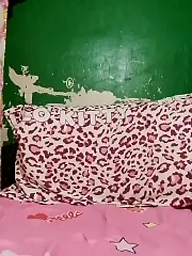 asiangirl 690826 online show from November 27, 2025, 4:18 pm