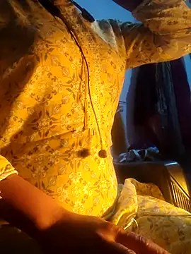 Hot-Rubyy online show from February 14, 2026, 5:35 pm