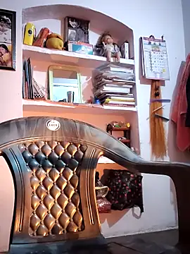 Hot-Rubyy online show from February 13, 2026, 5:46 pm