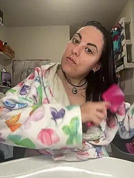 princessonpea online show from April 12, 2026, 8:50 am