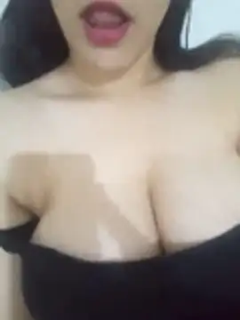 yassmin-- online show from November 29, 2025, 11:10 am