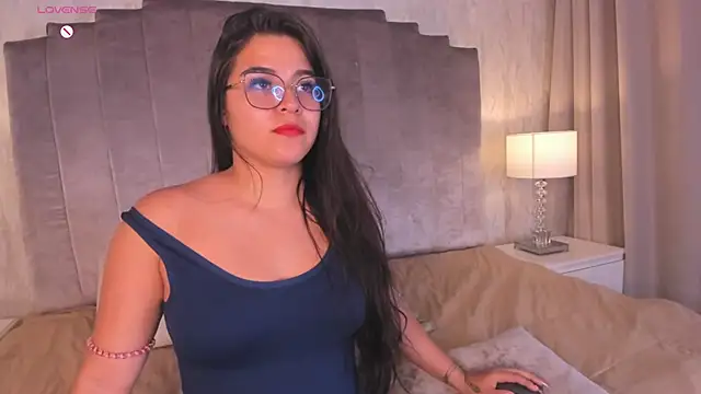 Melanie hillz online show from May 24, 2026, 11:15 pm