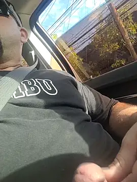 Tincho1051 online show from April 14, 2026, 1:27 pm