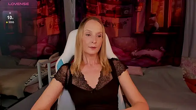 ScarlettPalmer online show from May 9, 2026, 10:51 am