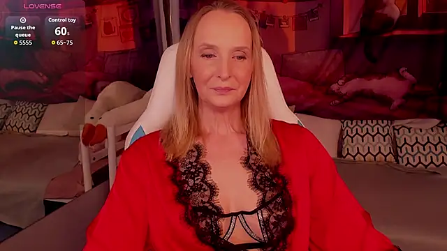 ScarlettPalmer online show from April 25, 2026, 11:57 am