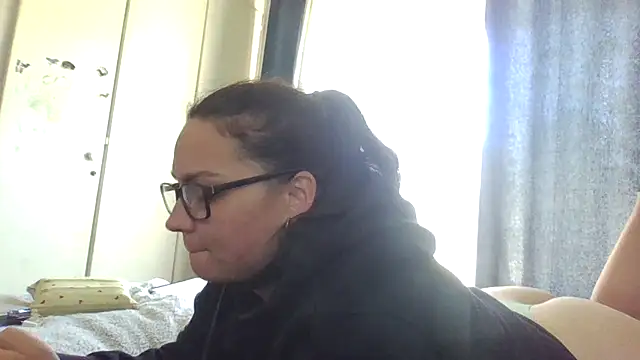 Snapshot of lilMissMarli chatting on March 11, 2026, 8:41 am lilMissMarli online show from March 11, 2026, 8:41 am