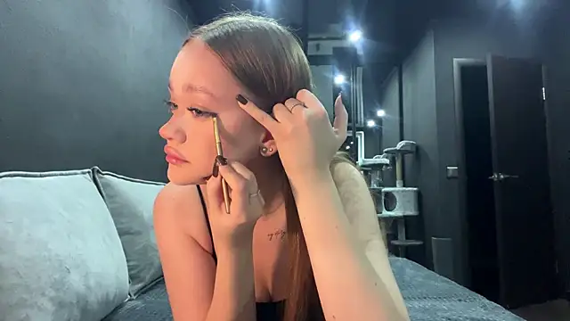 Snapshot of SecretGerl_baby2007 chatting on November 12, 2025, 2:21 pm SecretGerl baby2007 online show from November 12, 2025, 2:21 pm