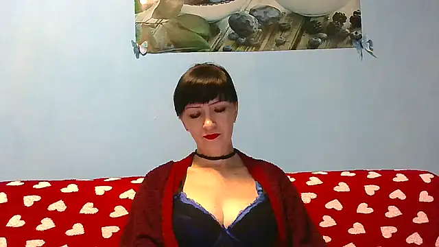 IffetLove42 online show from November 26, 2025, 6:30 pm