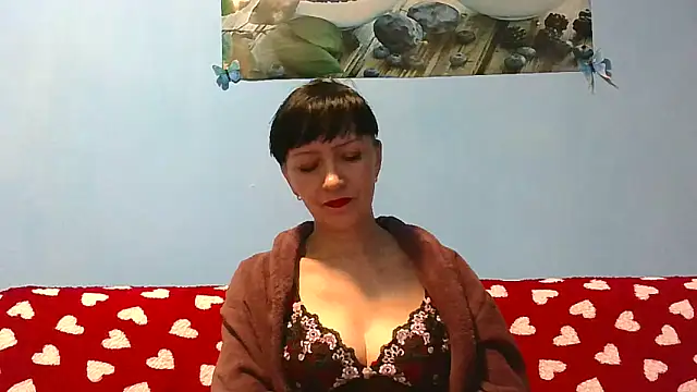 Snapshot of IffetLove42 chatting on April 24, 2026, 6:32 pm IffetLove42 online show from April 24, 2026, 6:32 pm