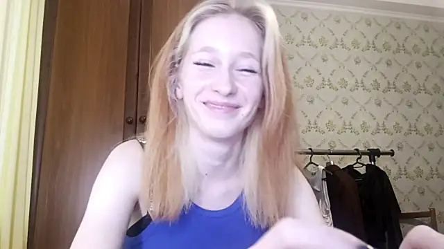 Snapshot of LisaKacitaa chatting on October 27, 2025, 12:28 pm LisaKacitaa online show from October 27, 2025, 12:28 pm