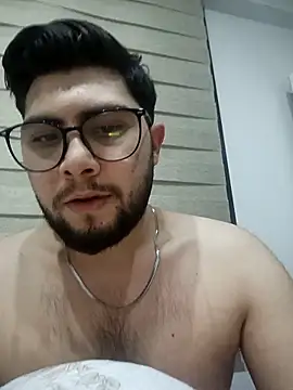 Snapshot of Mstfaavan64 chatting on February 25, 2026, 10:31 pm Mstfaavan64 online show from February 25, 2026, 10:31 pm