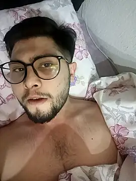 Snapshot of Mstfaavan64 chatting on January 15, 2026, 9:07 pm Mstfaavan64 online show from January 15, 2026, 9:07 pm