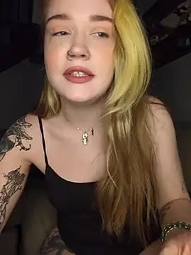 Snapshot of mattiethebaddieee chatting on March 22, 2026, 3:54 am mattiethebaddieee online show from March 22, 2026, 3:54 am