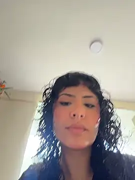 Snapshot of SugarTroubl33 chatting on April 17, 2026, 2:53 pm SugarTroubl33 online show from April 17, 2026, 2:53 pm