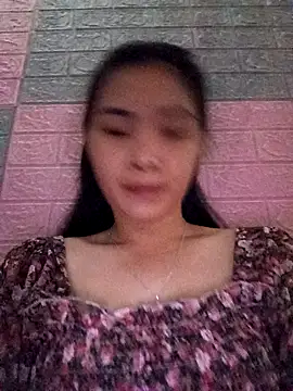 Lovebaby-love online show from November 3, 2025, 2:28 am