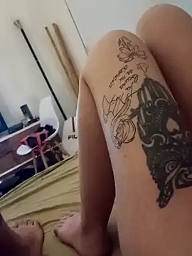 Snapshot of coralu2215 chatting on February 12, 2026, 8:58 am coralu2215 online show from February 12, 2026, 8:58 am