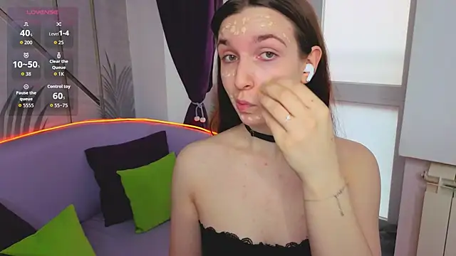 Snapshot of Eva__Blare chatting on April 10, 2026, 2:18 am Eva Blare online show from April 10, 2026, 2:18 am