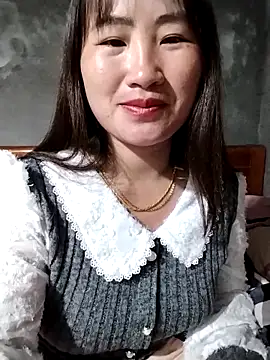 emini-xx online show from February 1, 2026, 2:15 pm