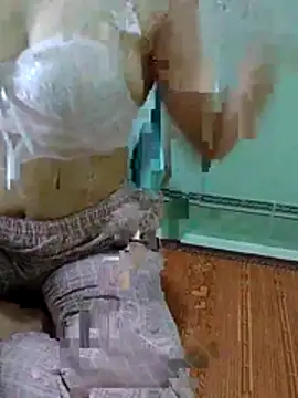 Kieuxinhgai online show from November 8, 2025, 7:34 am