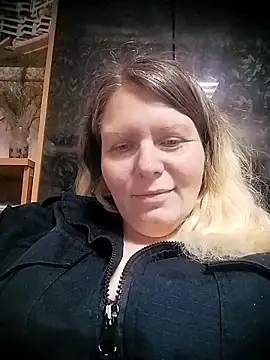 Lana-murr online show from April 7, 2026, 7:10 am